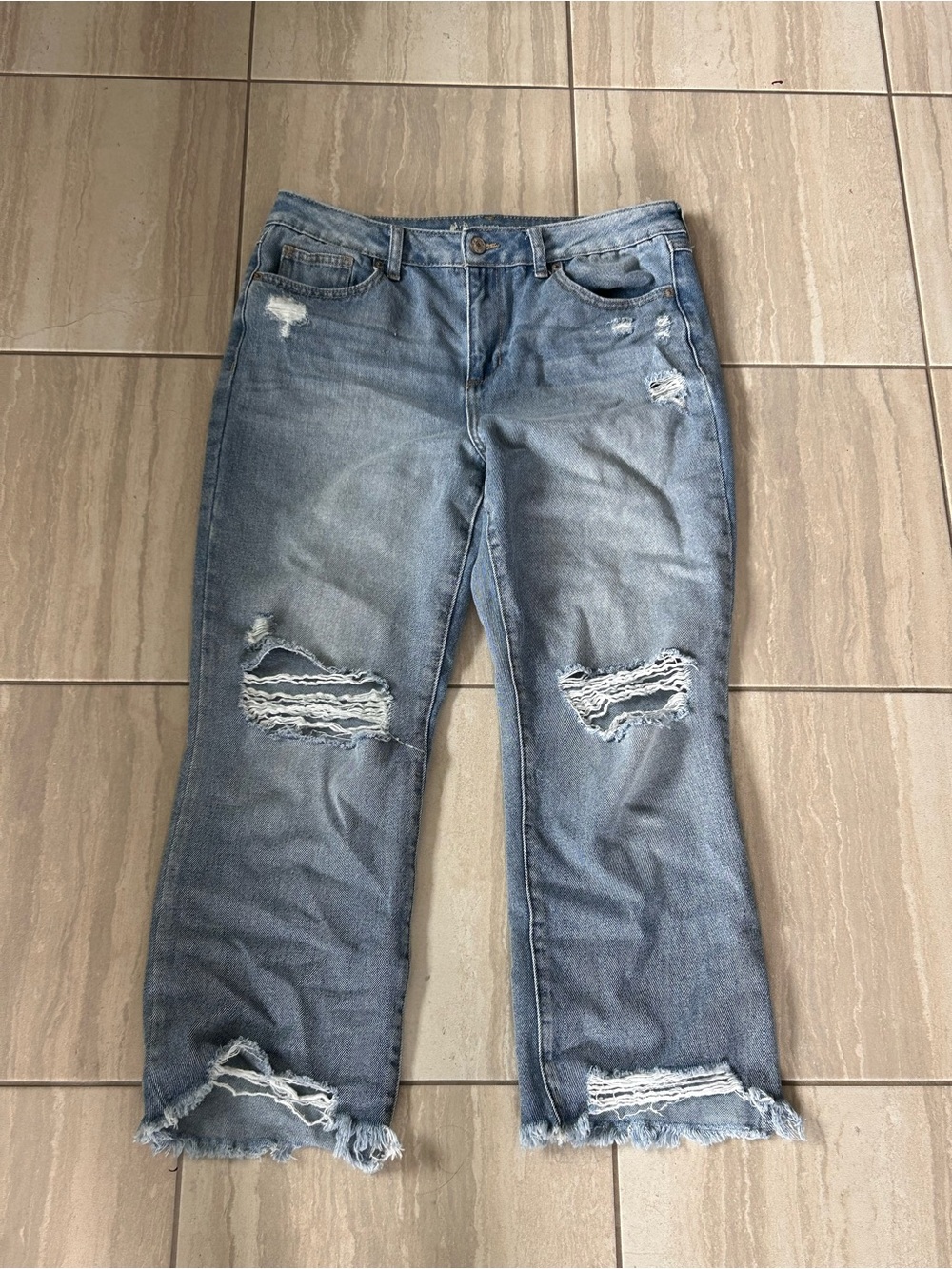 Womens high‎ rise Distressed Light Blue Jeans size 30